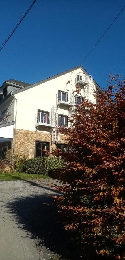Poupehan Auberge Le Vieux Moulin מראה חיצוני תמונה