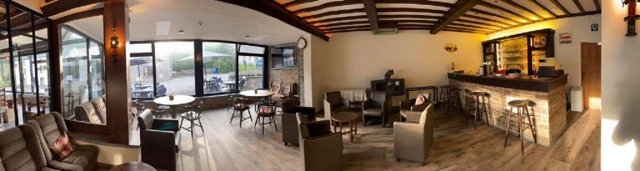 Poupehan Auberge Le Vieux Moulin מראה חיצוני תמונה