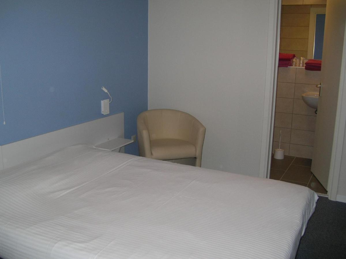 Poupehan Auberge Le Vieux Moulin מראה חיצוני תמונה